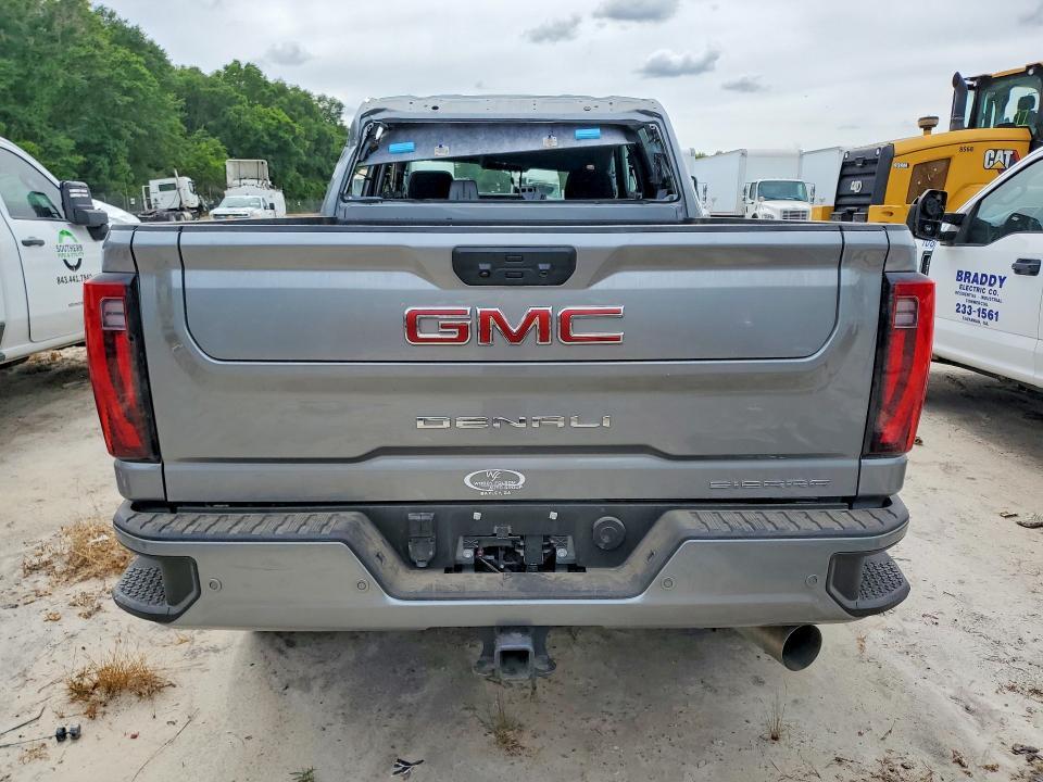2025 GMC Sierra K2500 Denali