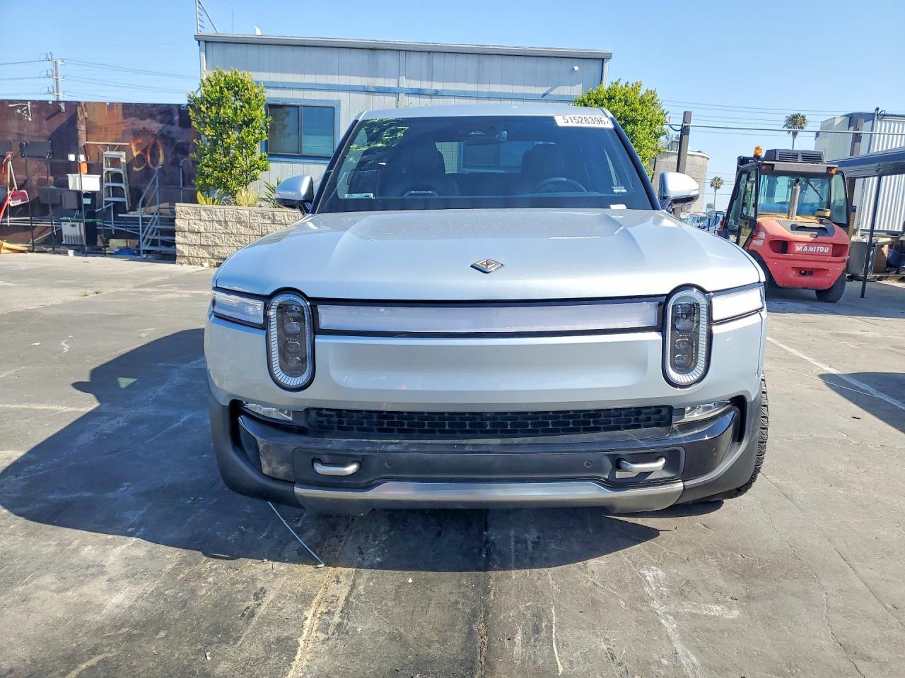 2024 Rivian R1T Adventure