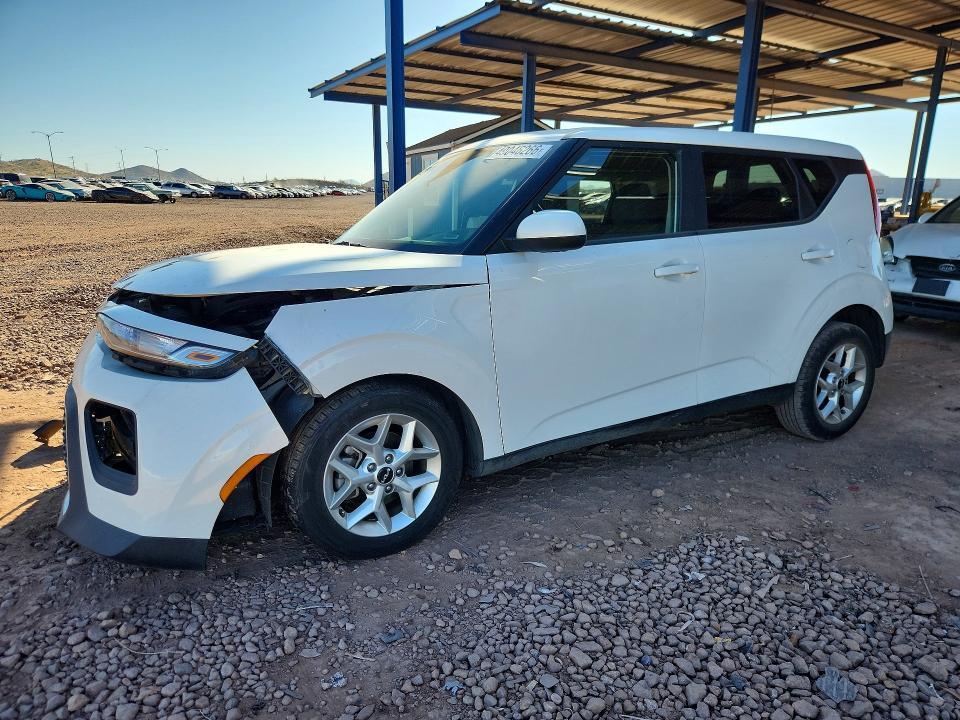 2022 KIA Soul lx