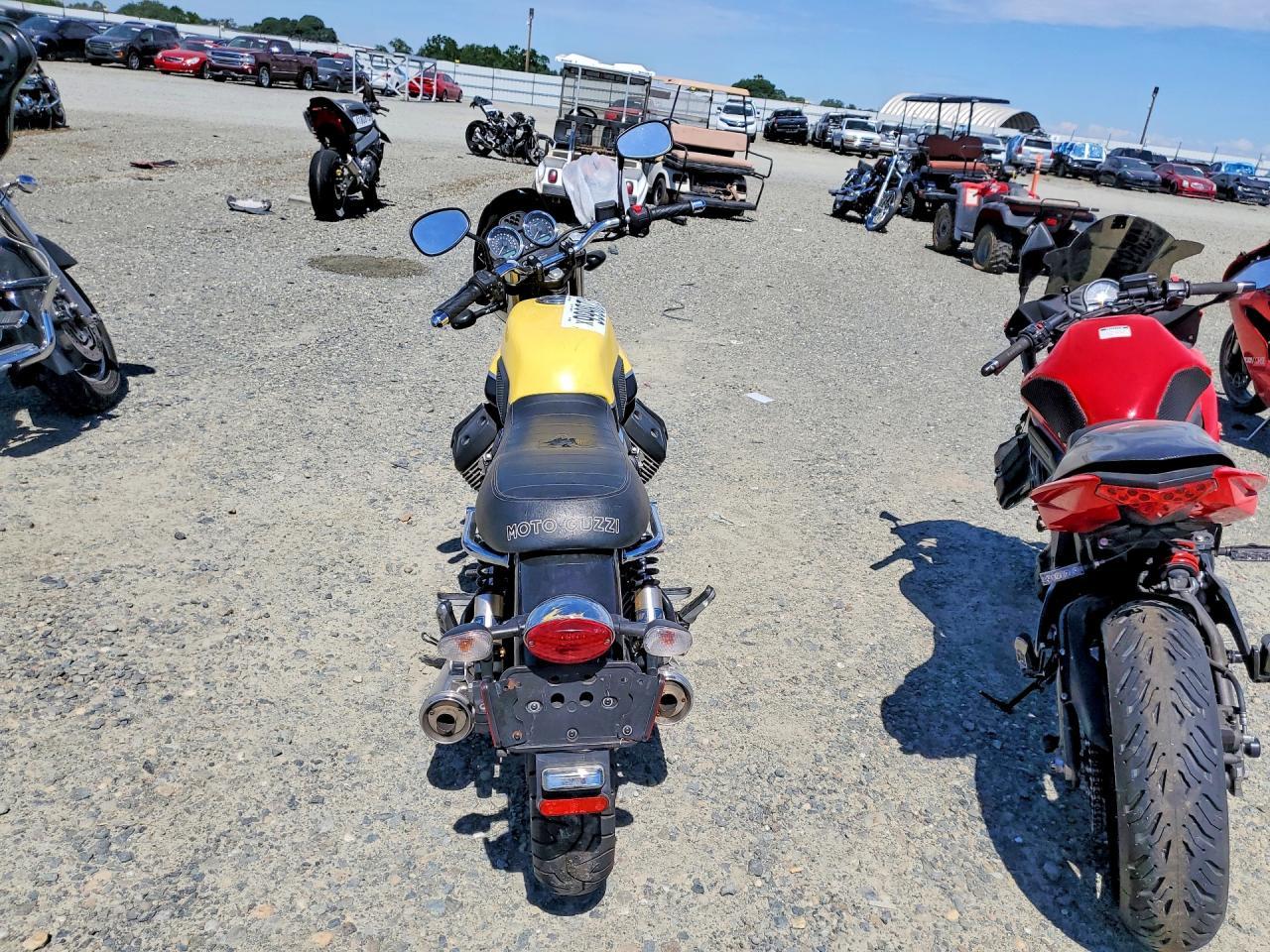 2013 Moto Guzzi V7 Classic