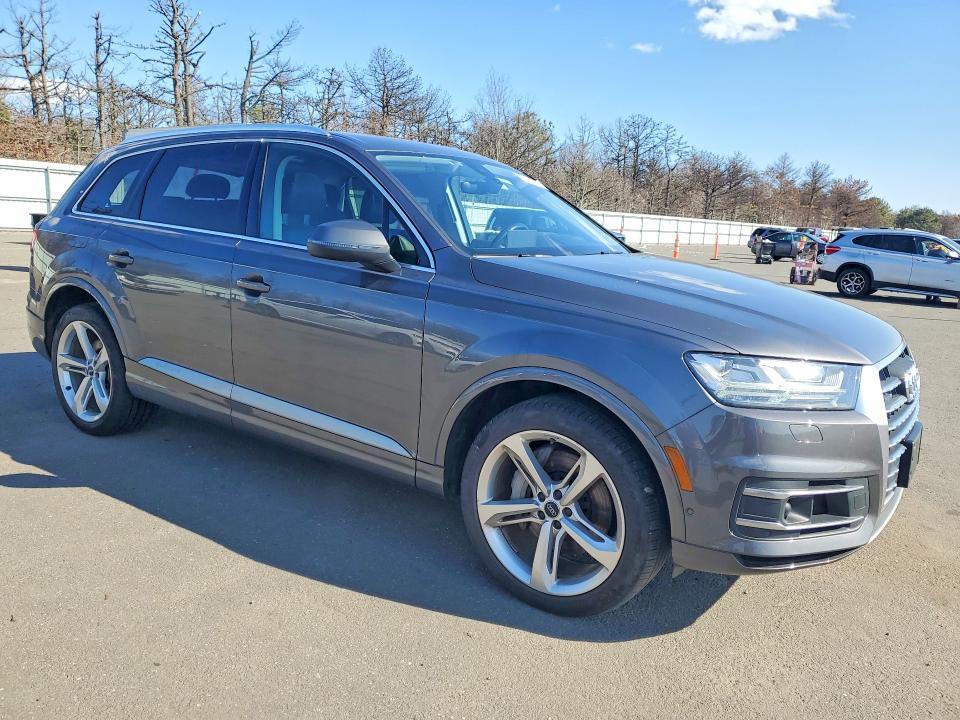 2019 Audi Q7 Prestige