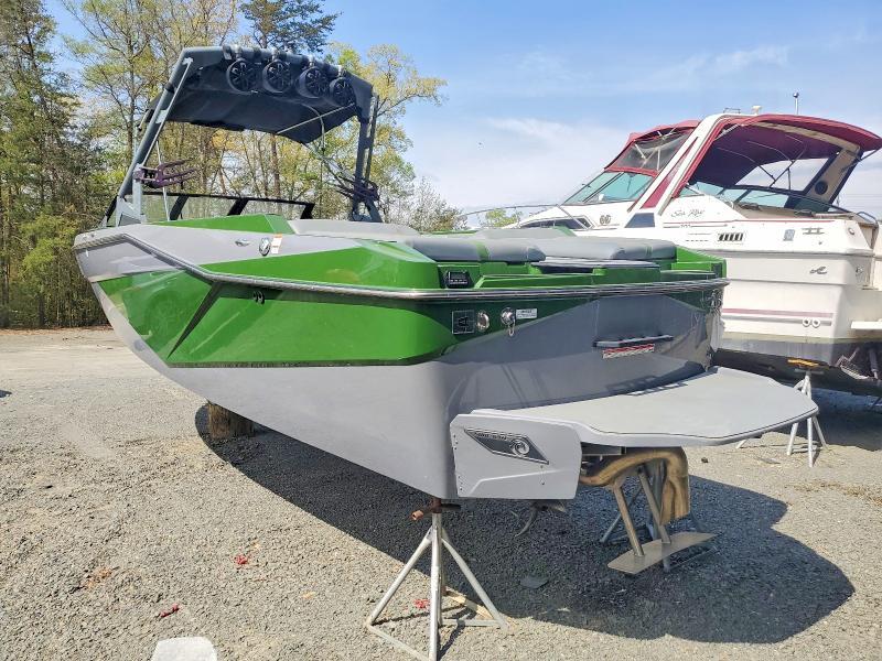 2022 Axis Boat