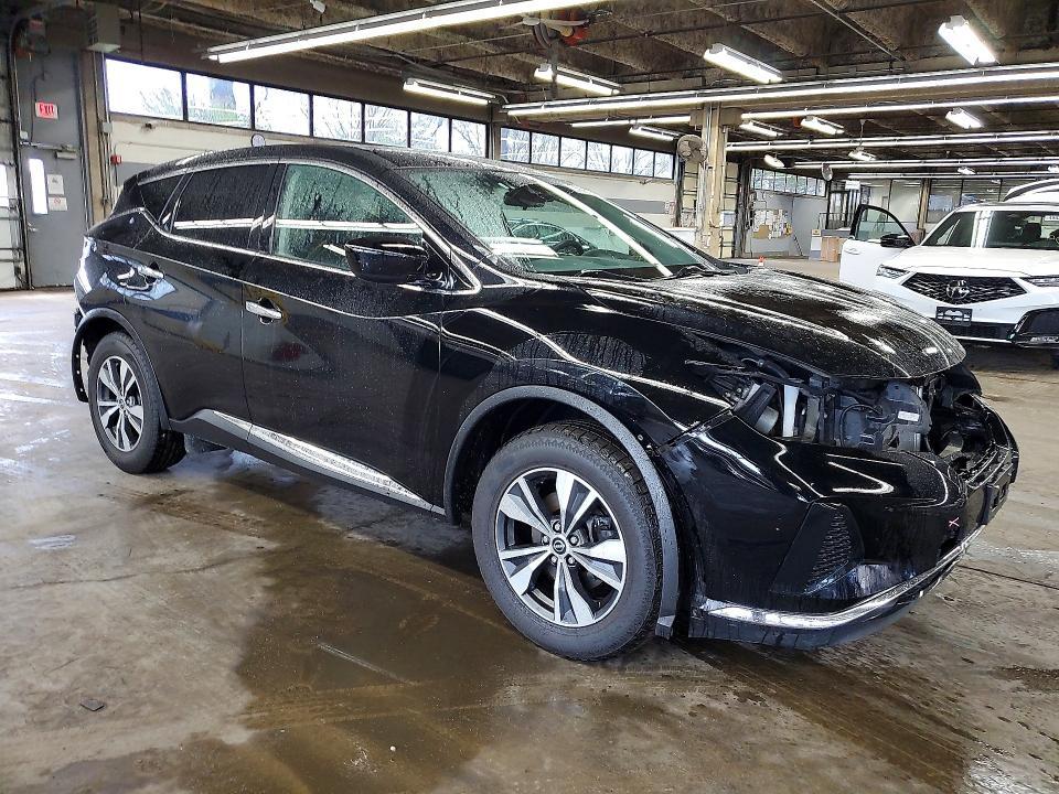 2023 Nissan Murano s