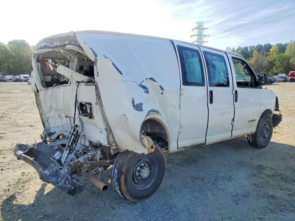 2005 GMC Savana 2500 Cargo Utility / Service van
