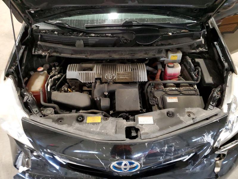 2014 Toyota Prius v two