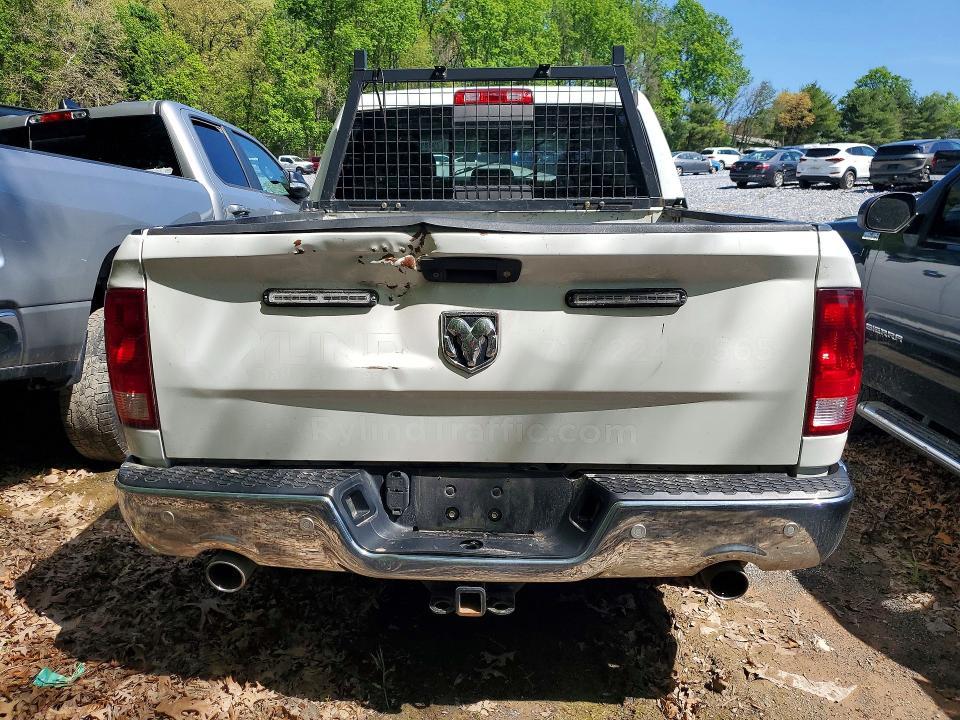 2018 Ram Trucks 1500 slt