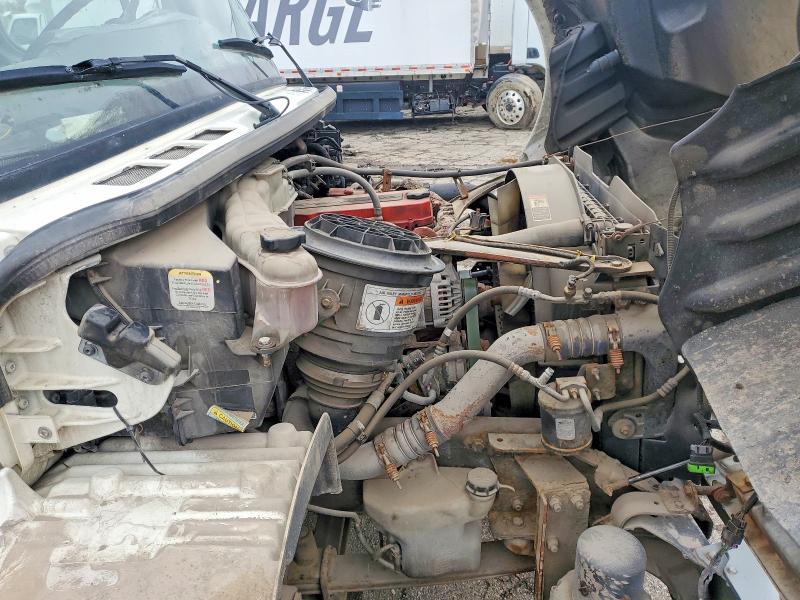 2014 Freigliner 2014 Freightliner Business Class M2 BOX Truck