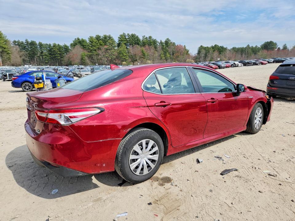 2020 Toyota Camry le