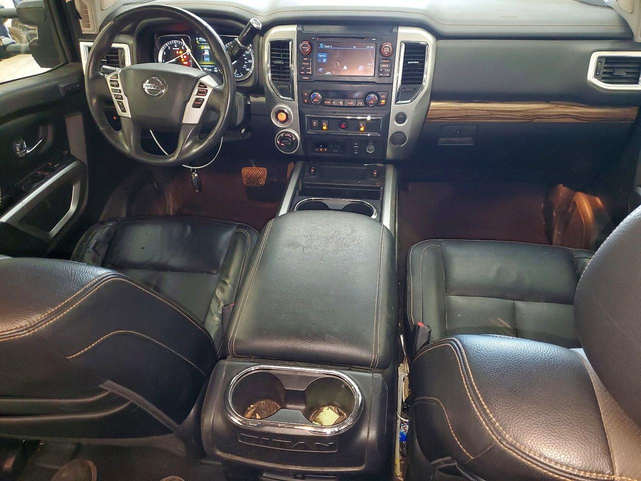2017 Nissan Titan SL