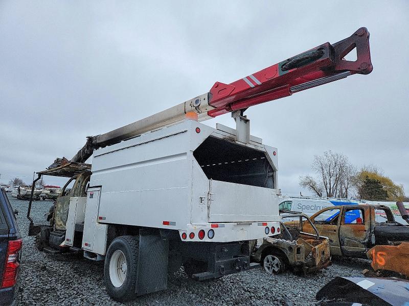 2003 GMC C7 Forestry Bucket Truck