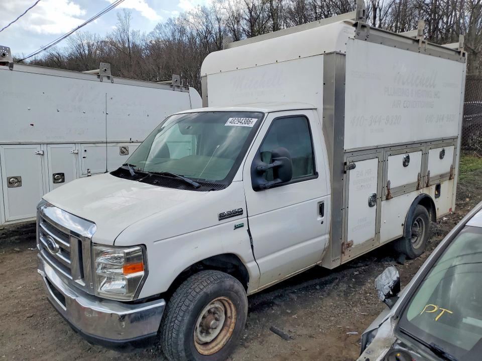 2015 Ford E350 Utility / Service Truck