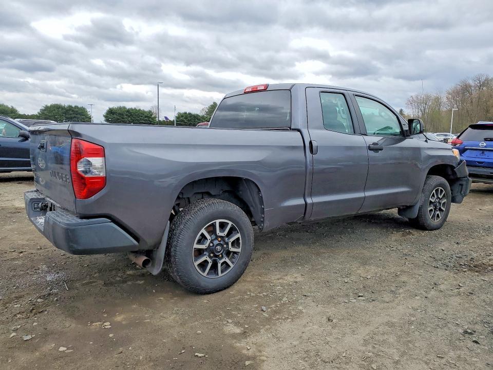 2014 Toyota Tundra SR