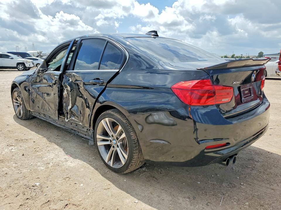 2018 BMW 330 xi