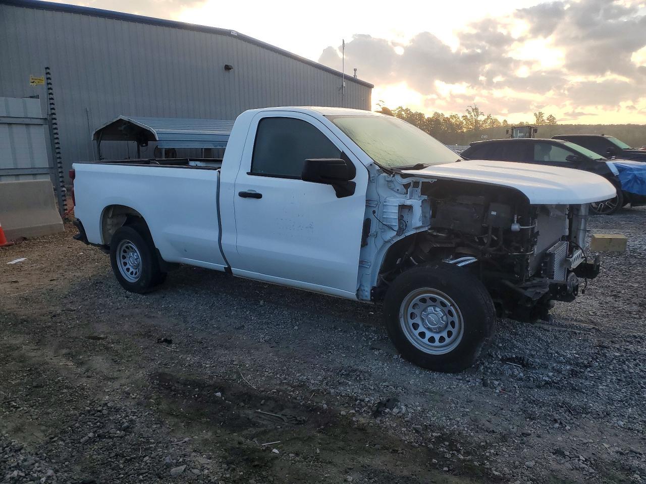 2021 Chevrolet Silverado C1500