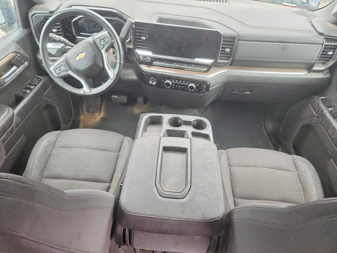 2024 Chevrolet Silverado K1500 LT-L