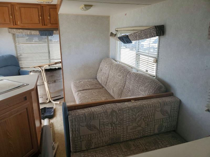 2003 Pioneer 2003 Fleetwood Pioneer Camper