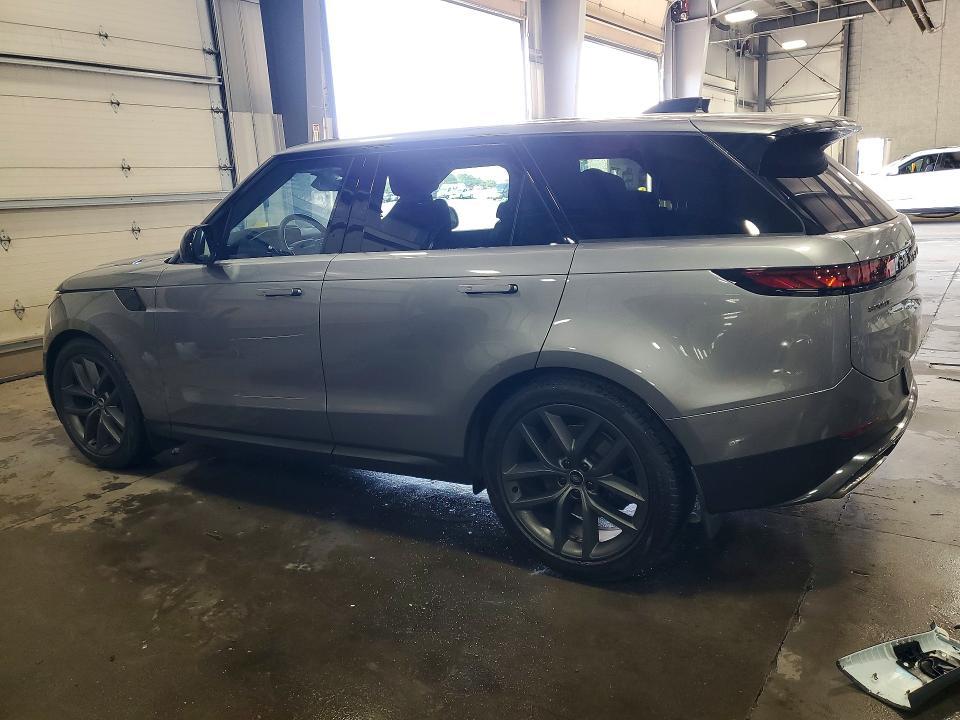 2025 Land Rover Range Rover Sport se