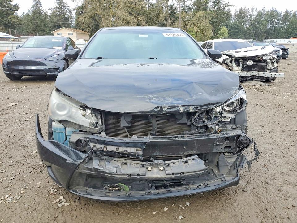 2015 Toyota Camry se