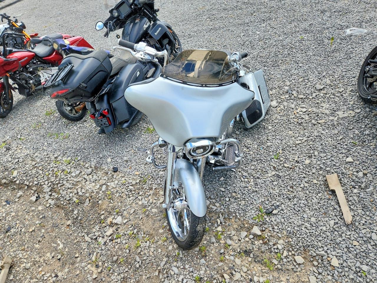 2010 Harley-Davidson Flhx