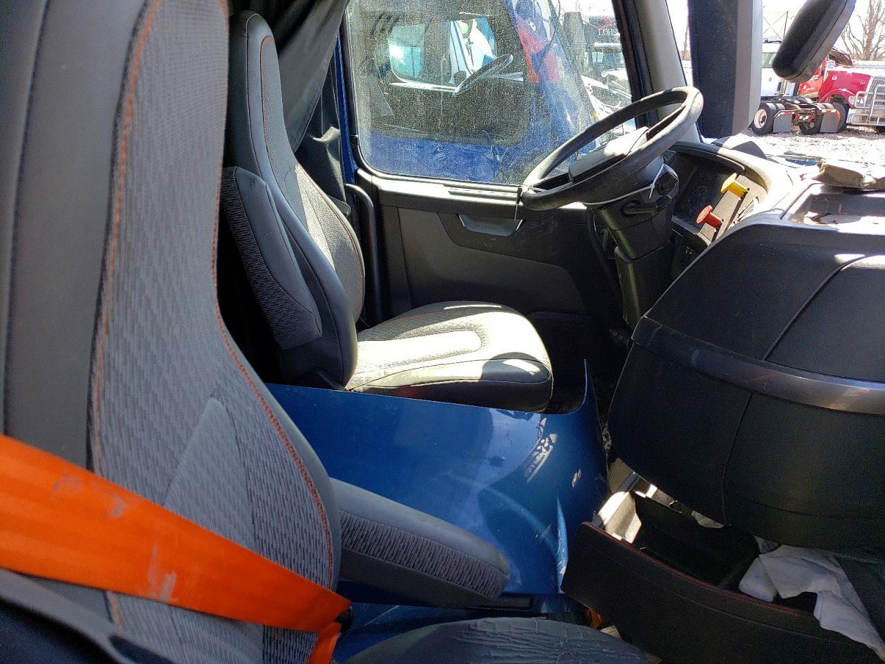 2023 Volv O VNL Semi Truck