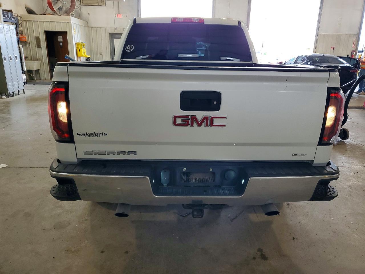 2018 GMC Sierra K1500 SLT