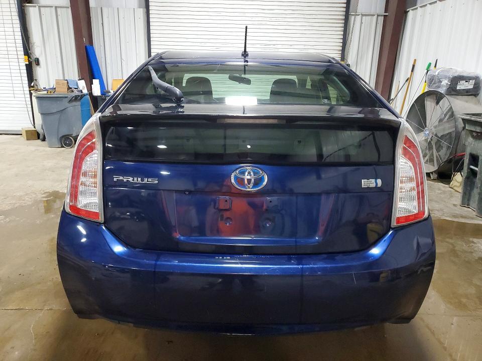 2015 Toyota Prius two