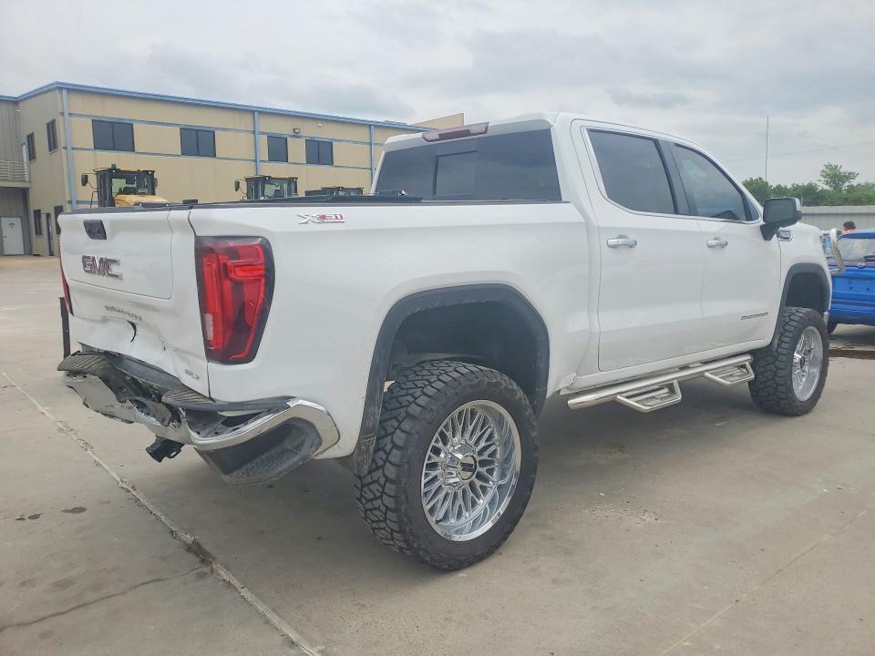 2026 GMC Sierra K1500 SLT
