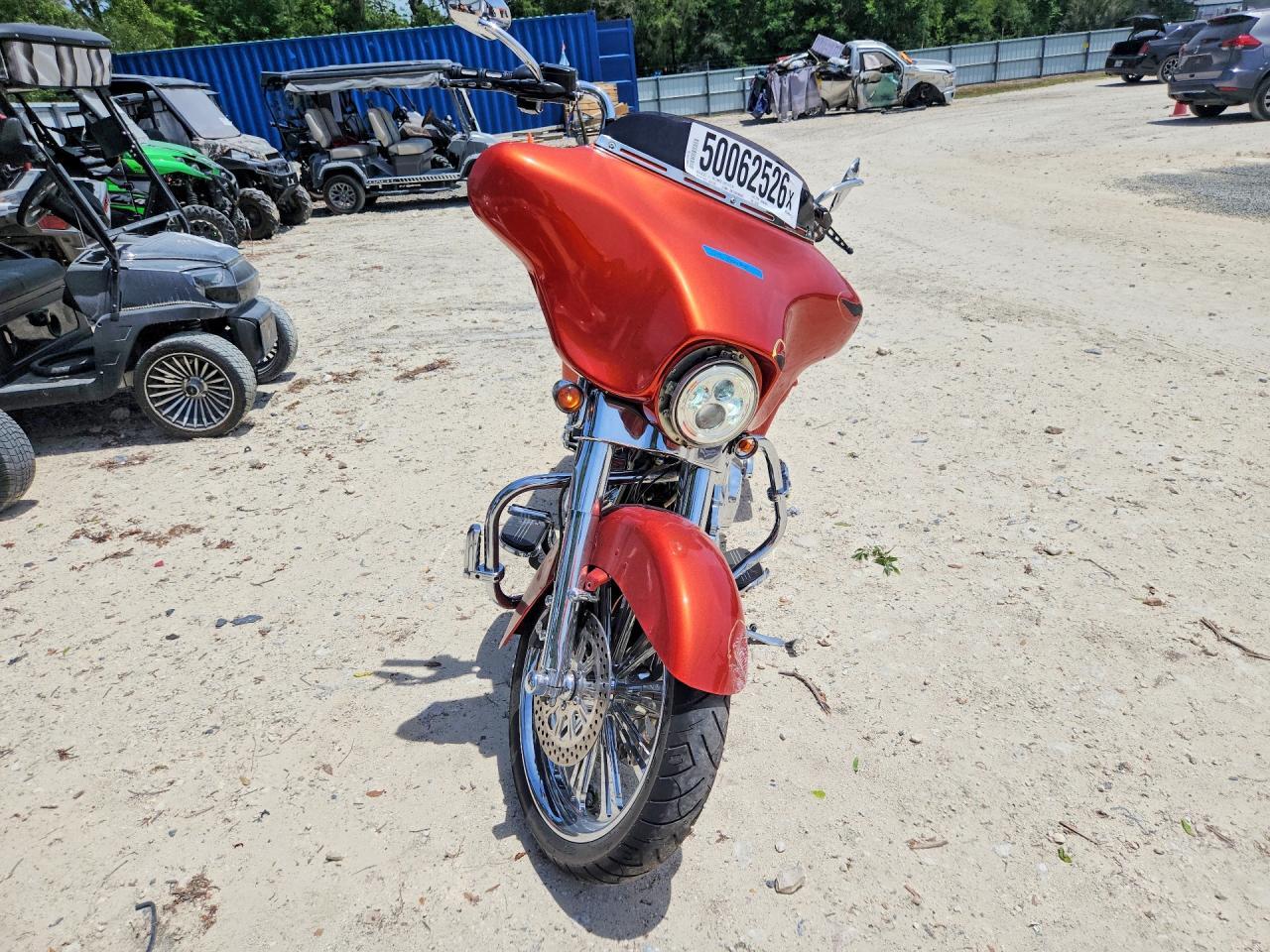 2011 Harley-Davidson Flhx