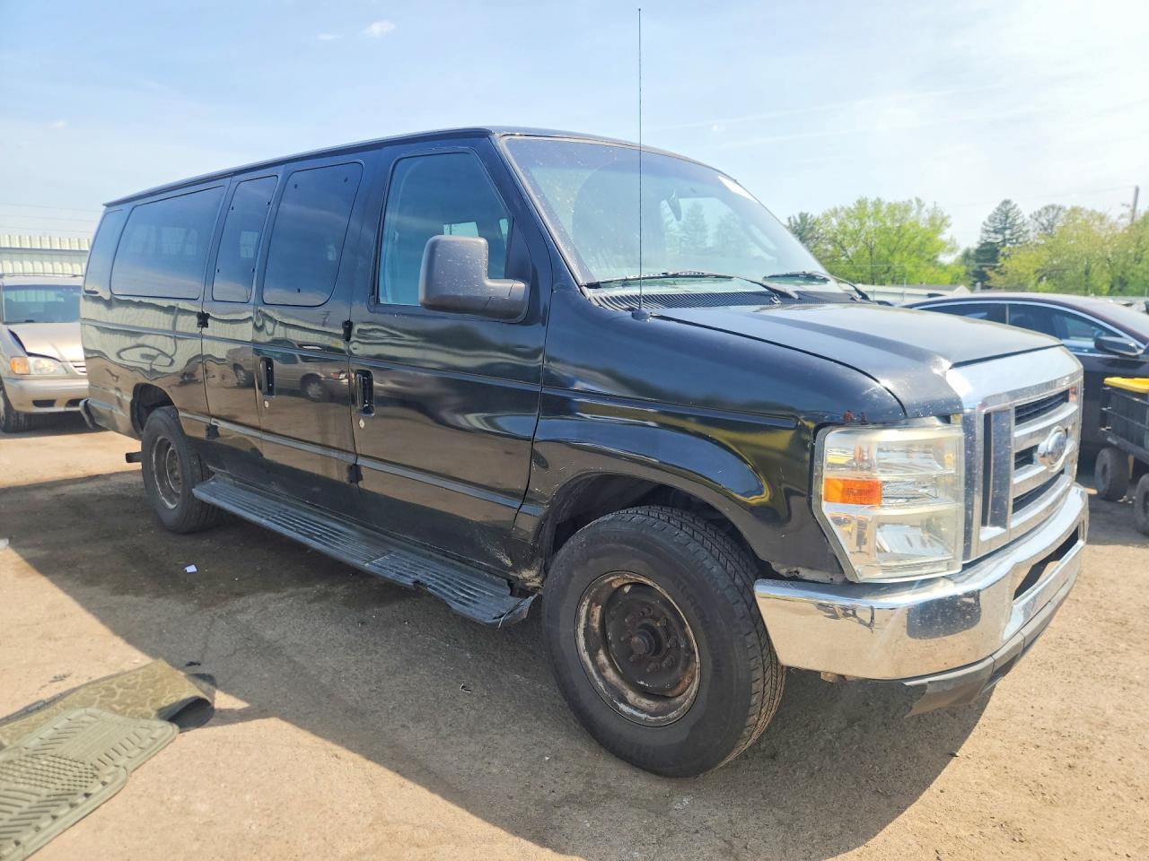 2010 Ford Econoline E350 Super Duty Wagon