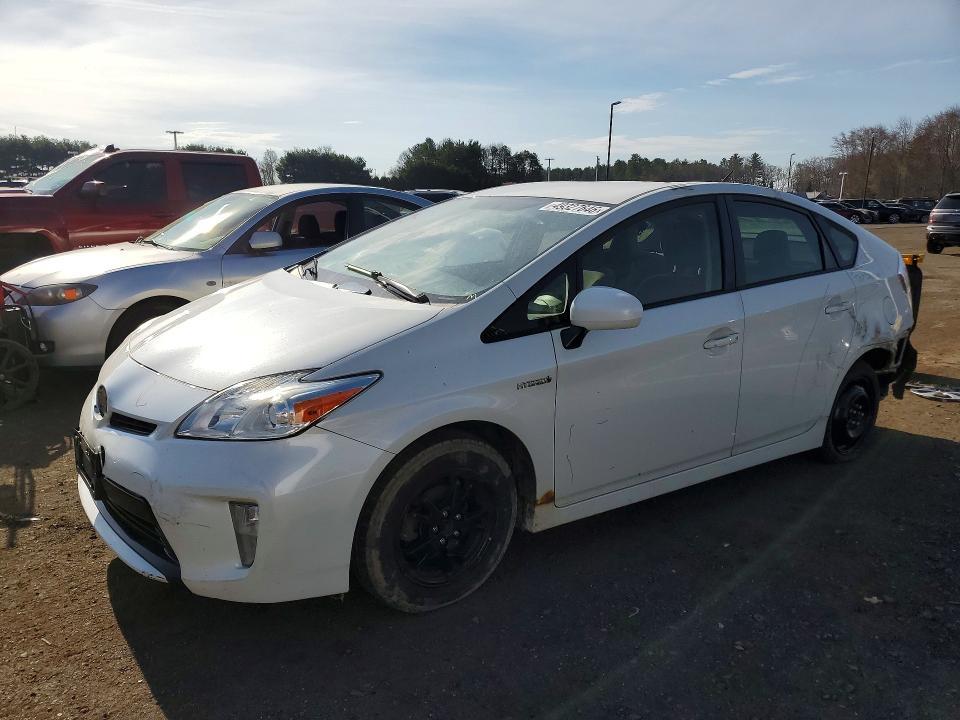 2015 Toyota Prius two