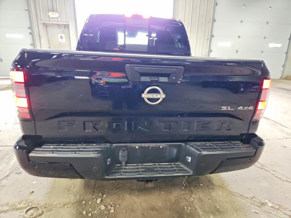 2024 Nissan Frontier SL