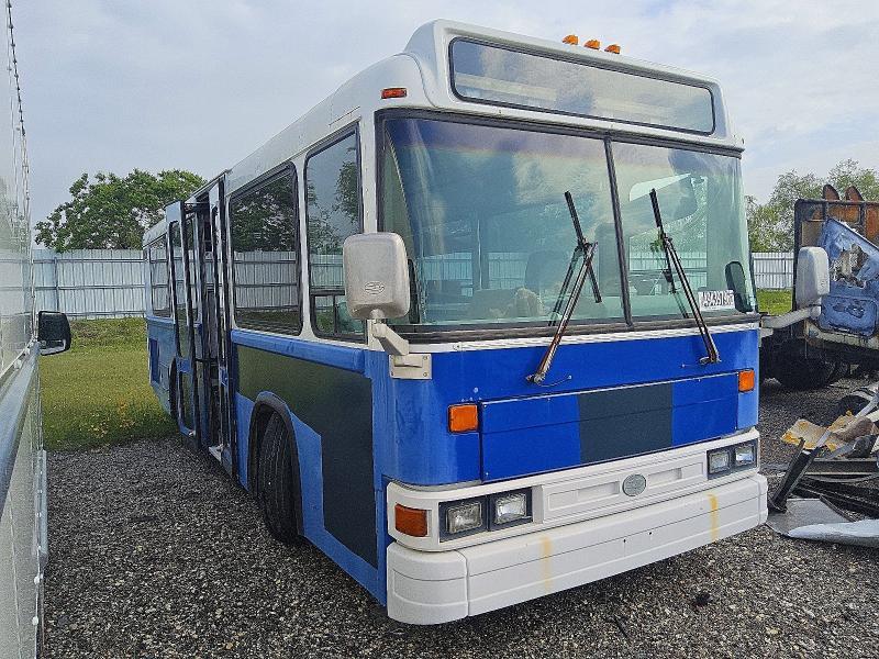 1999 Blubird School Bus / Transit Bus