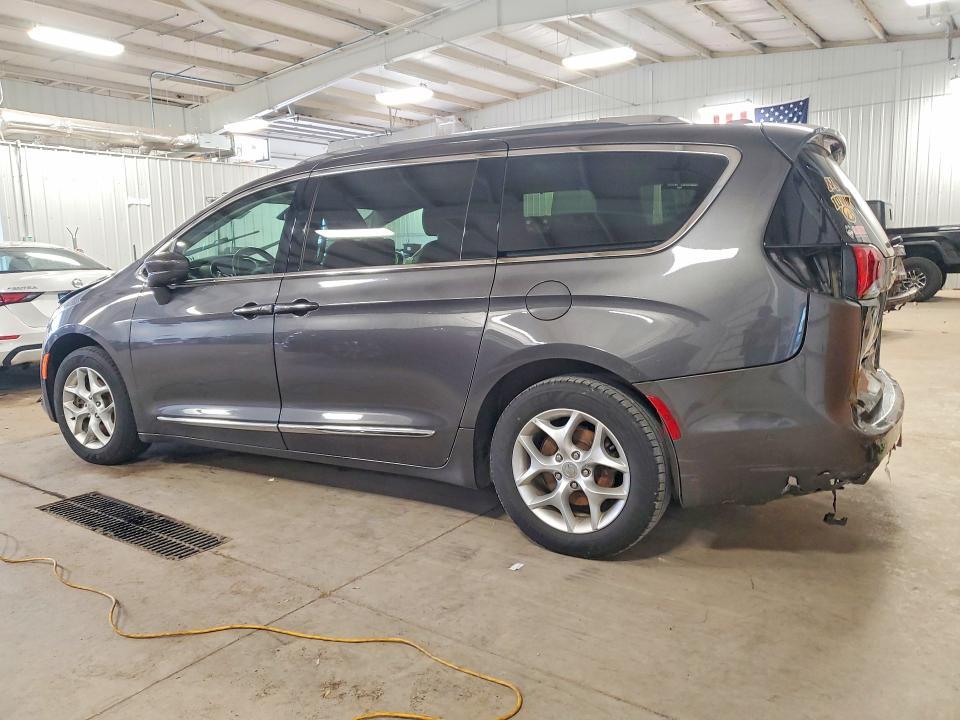 2019 Chrysler Pacifica Touring l Plus