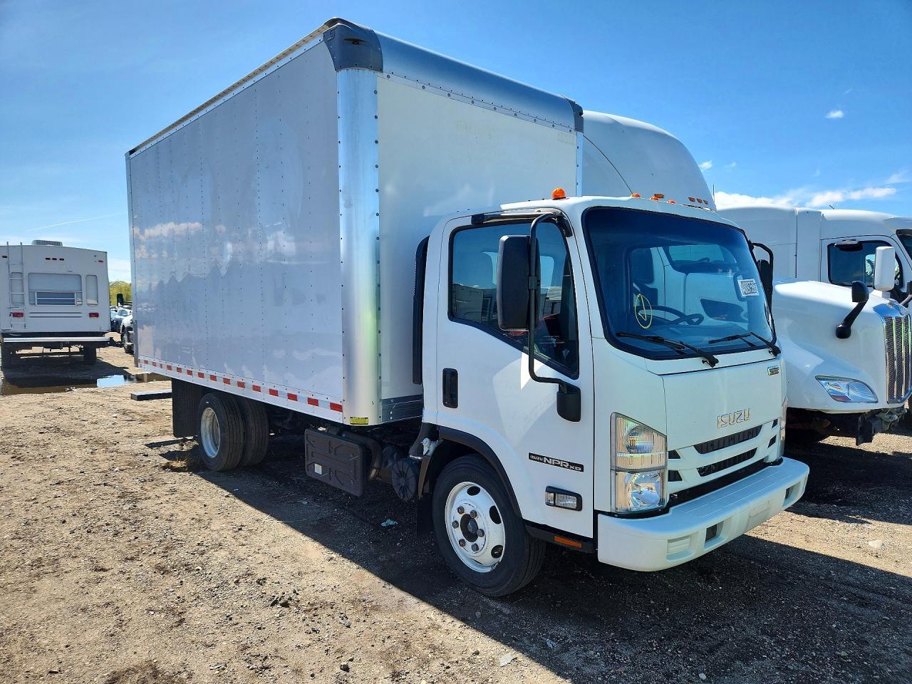 2019 Isuzu NPR XD BOX Truck