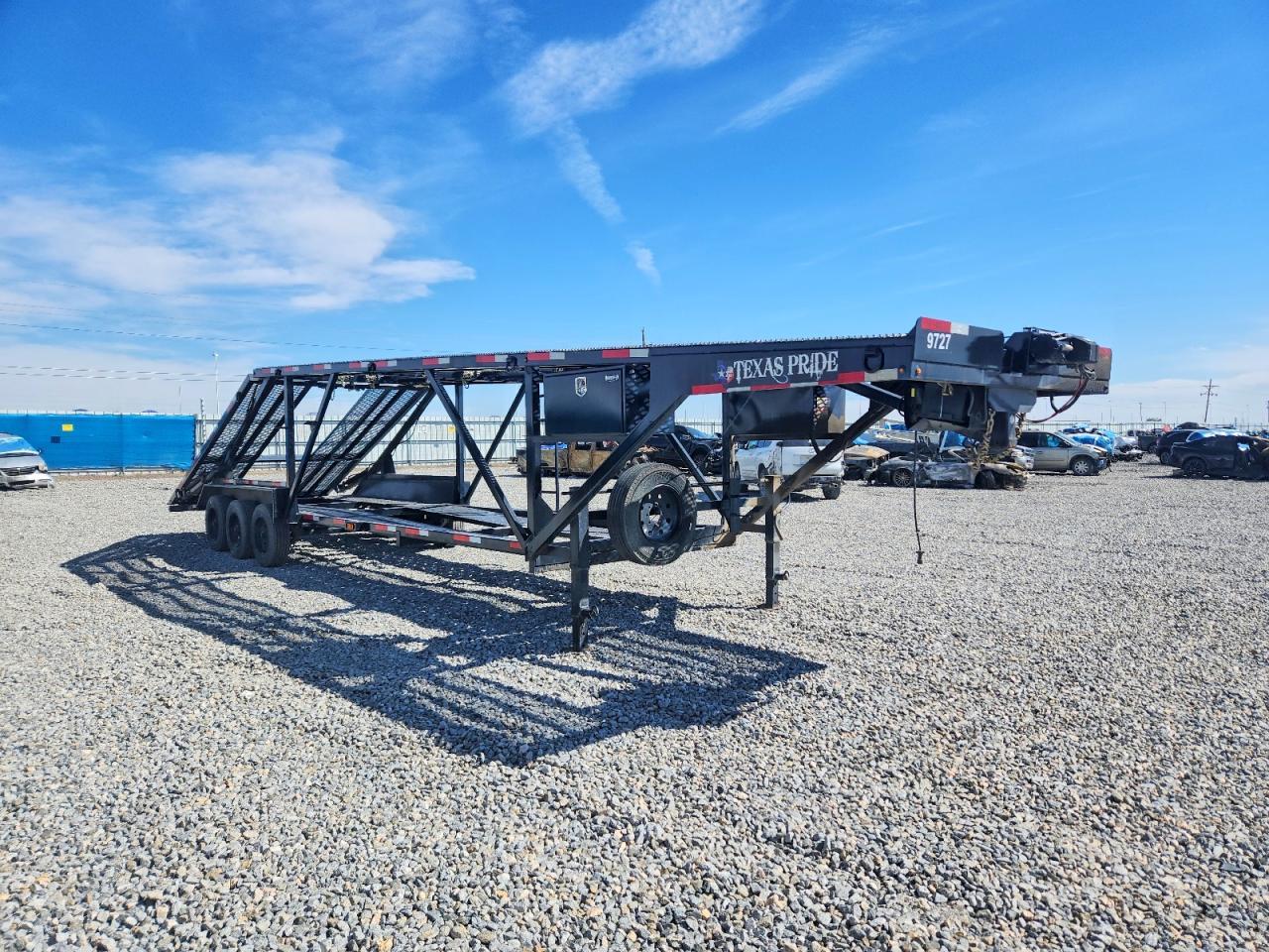 2022 Texas Pride CA84727KGN Car Carrier