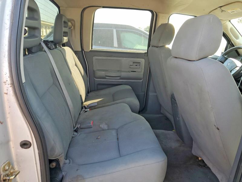 2006 Dodge Dakota Quad SLT