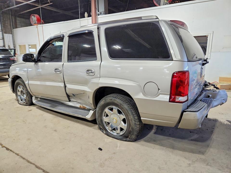 2004 Cadillac Escalade Luxury