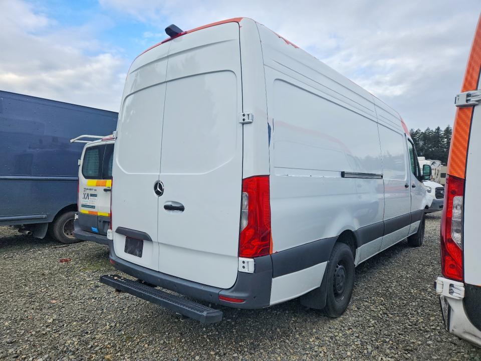 2024 Mercedes-Benz Sprinter 2500 Utility / Service van