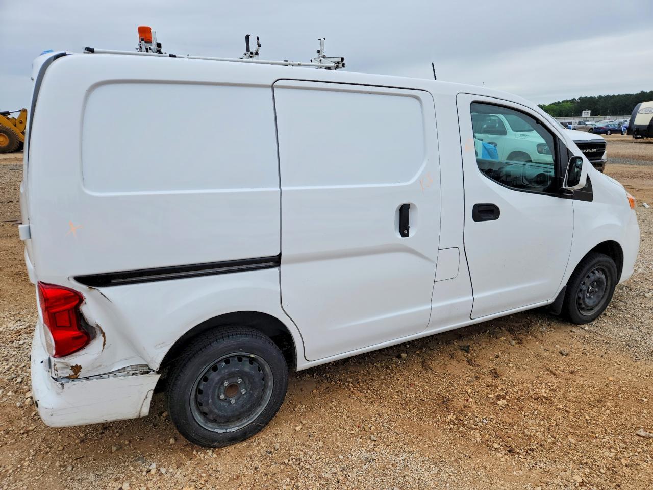 2021 Nissan NV200 SV