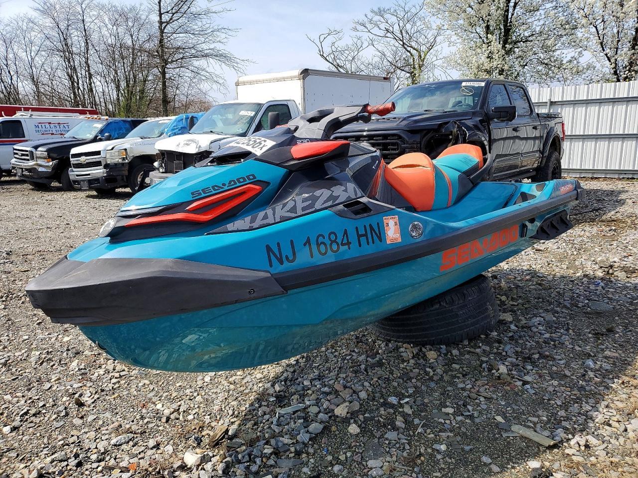 2019 Seadoo 2019 SEA-DOO/BRP Wake PRO 230-Boat