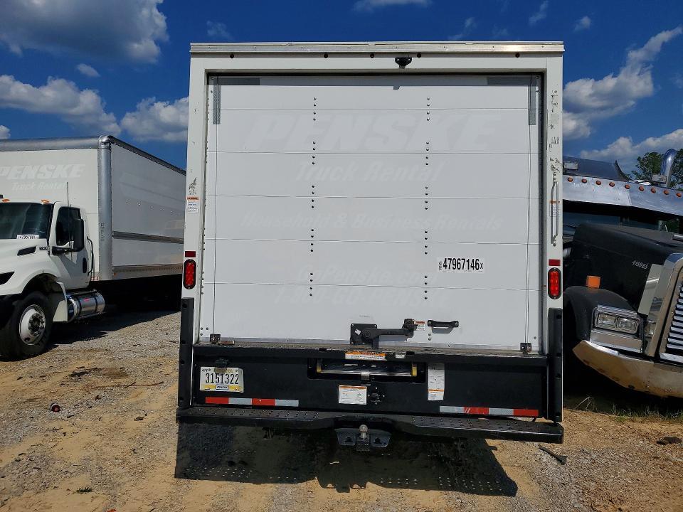 2021 GMC Savana BOX Truck