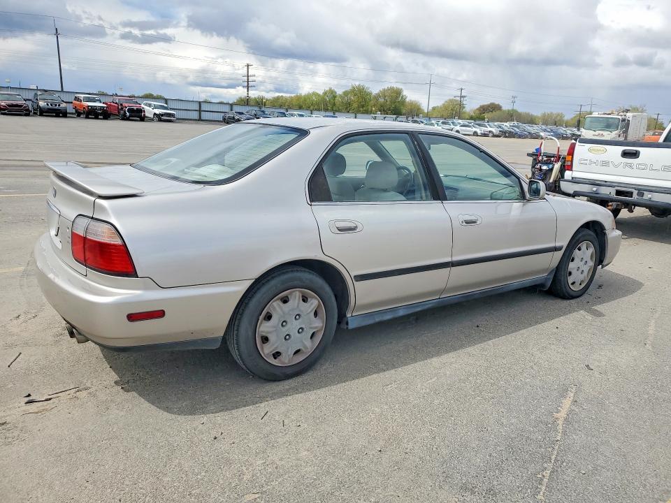 1997 Honda Accord lx