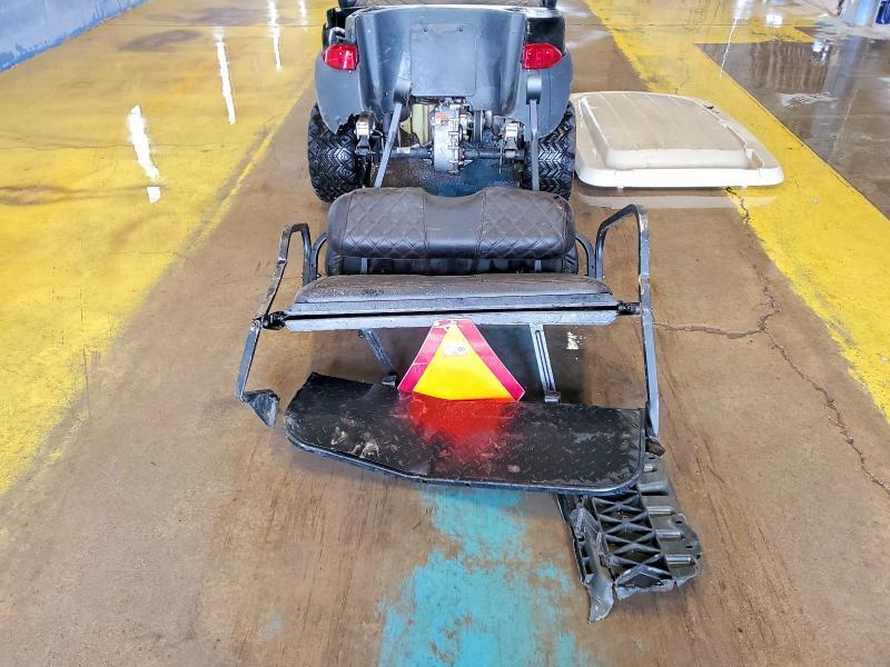 2005 Arrow 2005 Club car Golf Cart