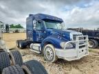 2005 Freightliner Conventional Columbia