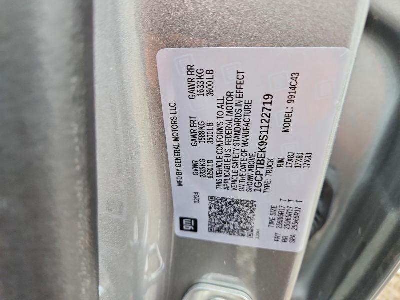 2025 Chev Colorado