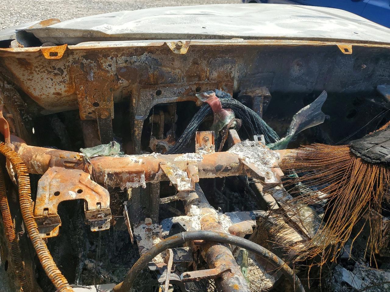 2000 Nissan Frontier XE Desert Runner