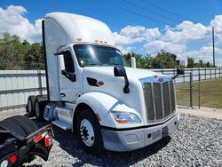 Salvage trucks for sale at Apopka, FL auction: 2017 Peterbilt 579 Semi Truck