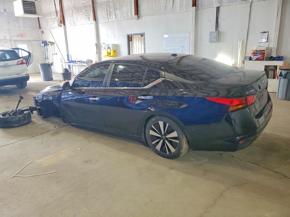 2021 Nissan Altima sv