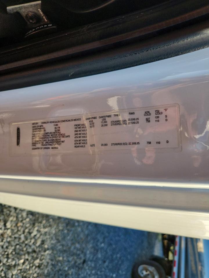 2021 Freigliner 2021 Freightliner Cascadia 126 Semi Truck