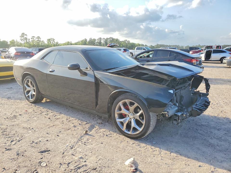2015 Dodge Challenger sxt Plus